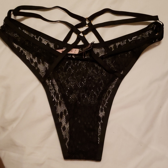 Victoria secret woman panties - Picture 2 of 7